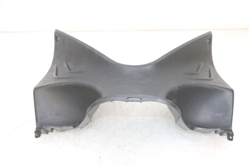 photo de LOWER INNER FAIRING PIAGGIO FLY 4T 50 (2013 - 2017) - Fixing points details
