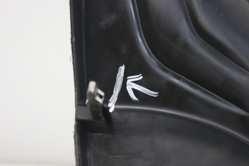 photo de LOWER INNER FAIRING PIAGGIO FLY 4T 50 (2013 - 2017)