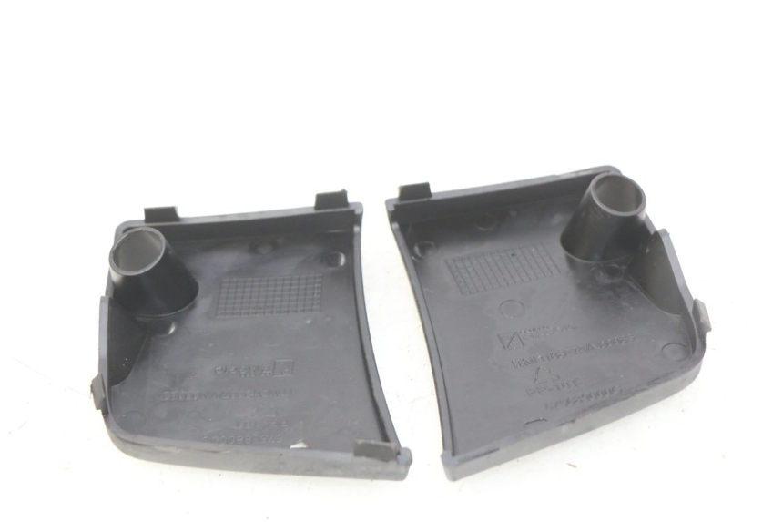 photo de LOWER INNER FAIRING PIAGGIO VESPA PRIMAVERA 2T 50 (2013 - 2018)