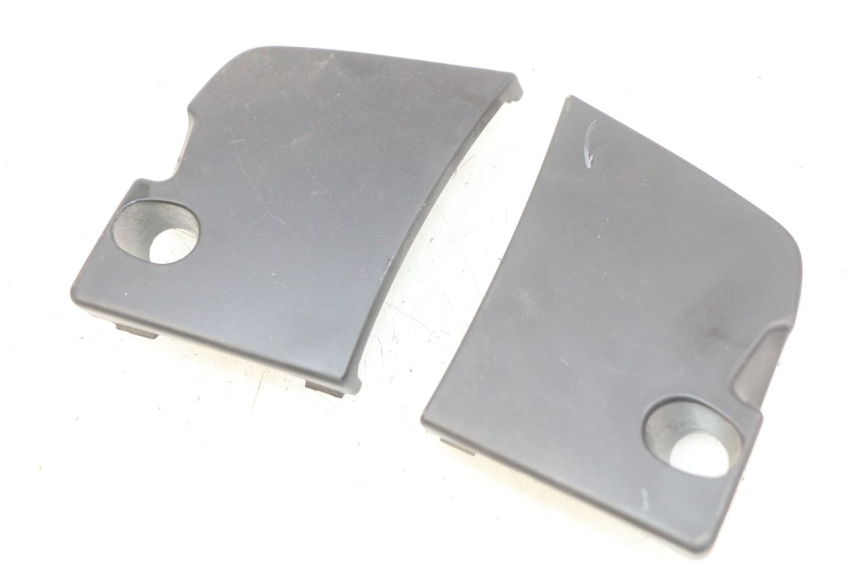 photo de LOWER INNER FAIRING PIAGGIO VESPA PRIMAVERA 2T 50 (2013 - 2018)
