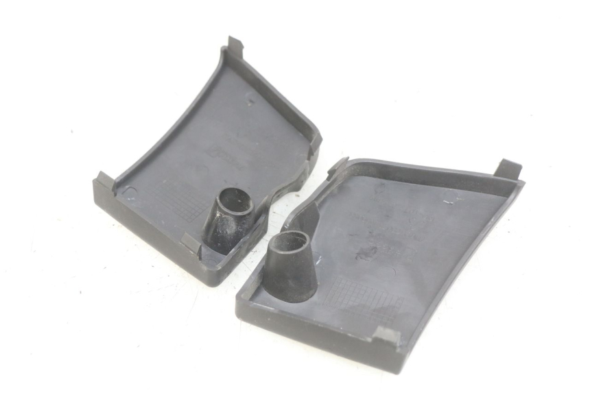 photo de LOWER INNER FAIRING PIAGGIO VESPA PRIMAVERA 2T 50 (2013 - 2018)