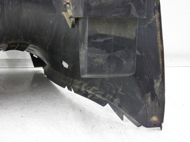 photo de INNER LEGSHIELD LOWER YAMAHA YP MAJESTY 125 (2002 - 2006) - Checked used part