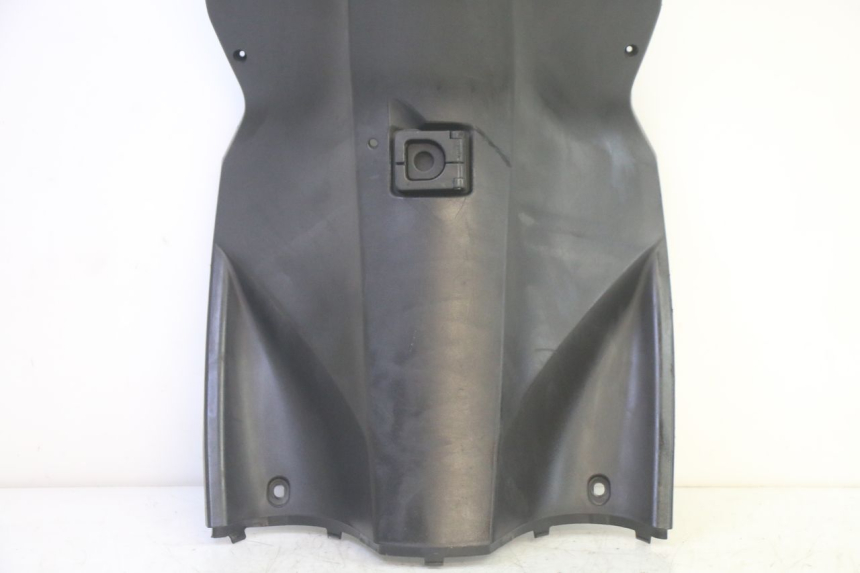 photo de INNER FAIRING PEUGEOT KISBEE 4T 50 (2018 - 2022) - Technical close-up