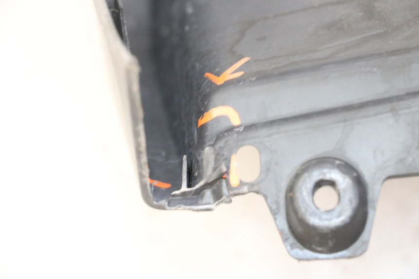 photo de INNER LEGSHIELD PIAGGIO MP3 RL 250 (2007 - 2010)