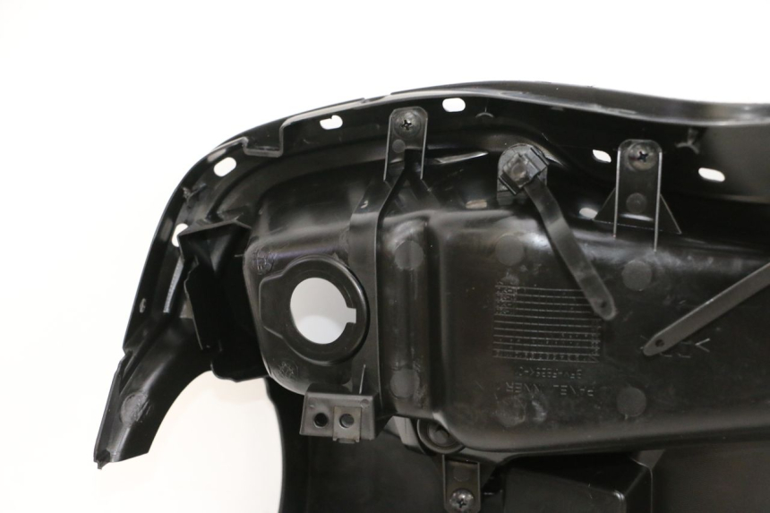 photo de INNER LEGSHIELD YAMAHA NEO'S CORE 1 (2022 - 2026) - Focus on structure