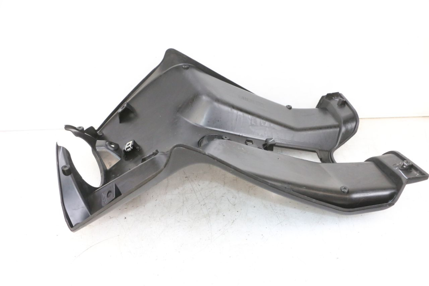 photo de INNER LEGSHIELD PIAGGIO NEW TYPHOON 50 (2018 - 2021) - Surface and material condition