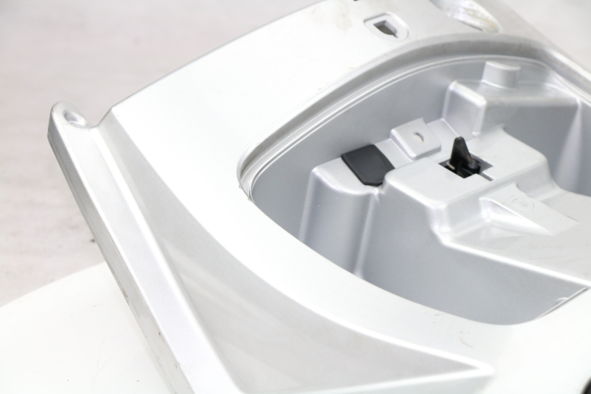 photo de INNER LEGSHIELD KYMCO PEOPLE S 125 (2000 - 2008)