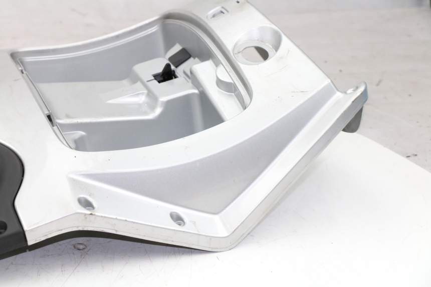 photo de INNER LEGSHIELD KYMCO PEOPLE S 125 (2000 - 2008)