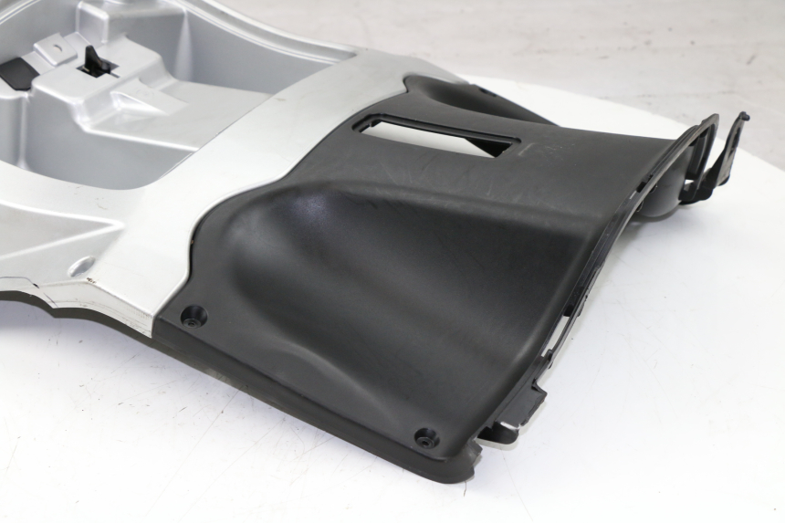 photo de INNER LEGSHIELD KYMCO PEOPLE S 125 (2000 - 2008)