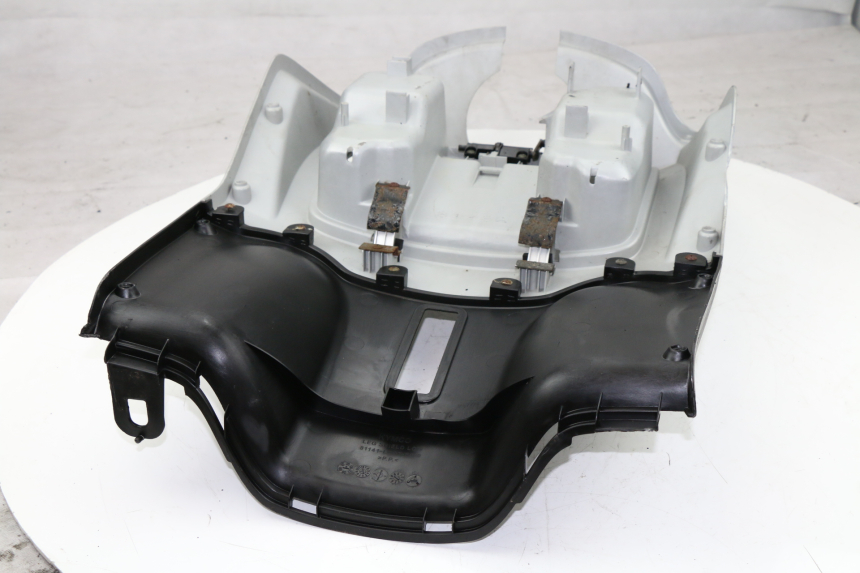 photo de INNER LEGSHIELD KYMCO PEOPLE S 125 (2000 - 2008)