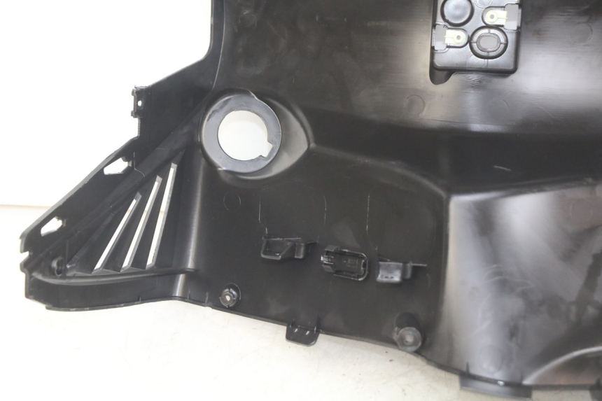 photo de INNER FAIRING PEUGEOT CITYSTAR 2T 50 (2018 - 2021)