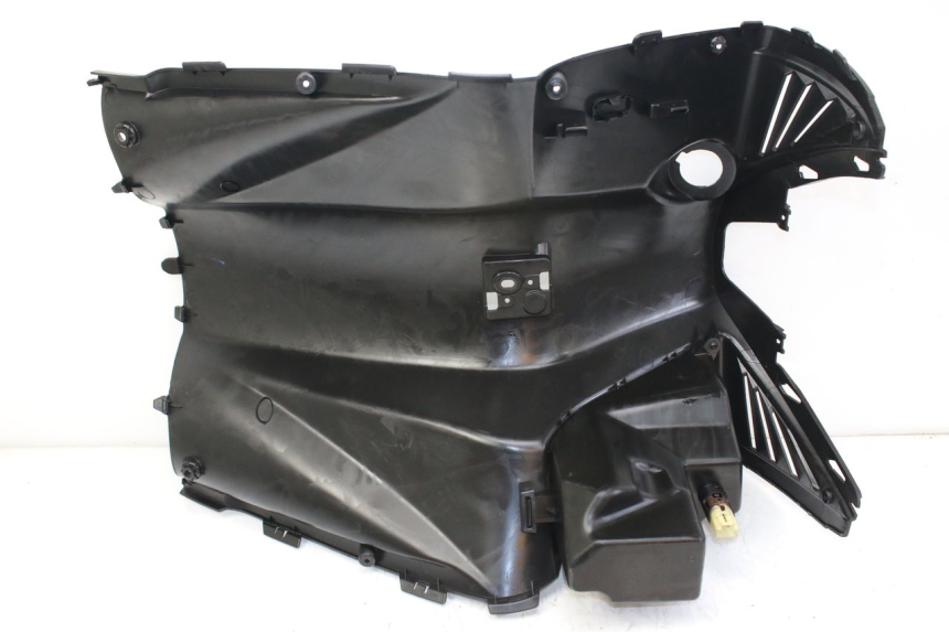 photo de INNER FAIRING PEUGEOT CITYSTAR 50 (2013 - 2017)