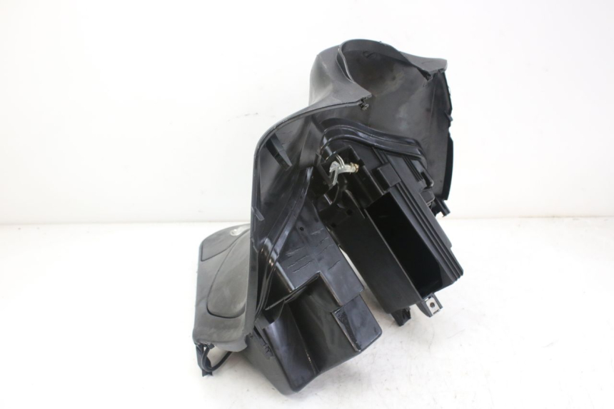 photo de INNER APRON PIAGGIO FLY 4T 50 (2013 - 2017)