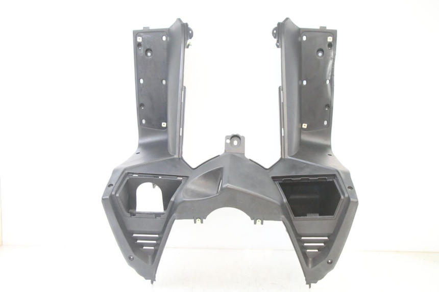 photo de INNER LEGSHIELD PEUGEOT SATELIS 125 (2013 - 2018)