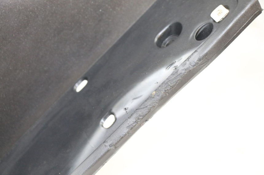 photo de INNER LEGSHIELD PEUGEOT SATELIS 125 (2013 - 2018)