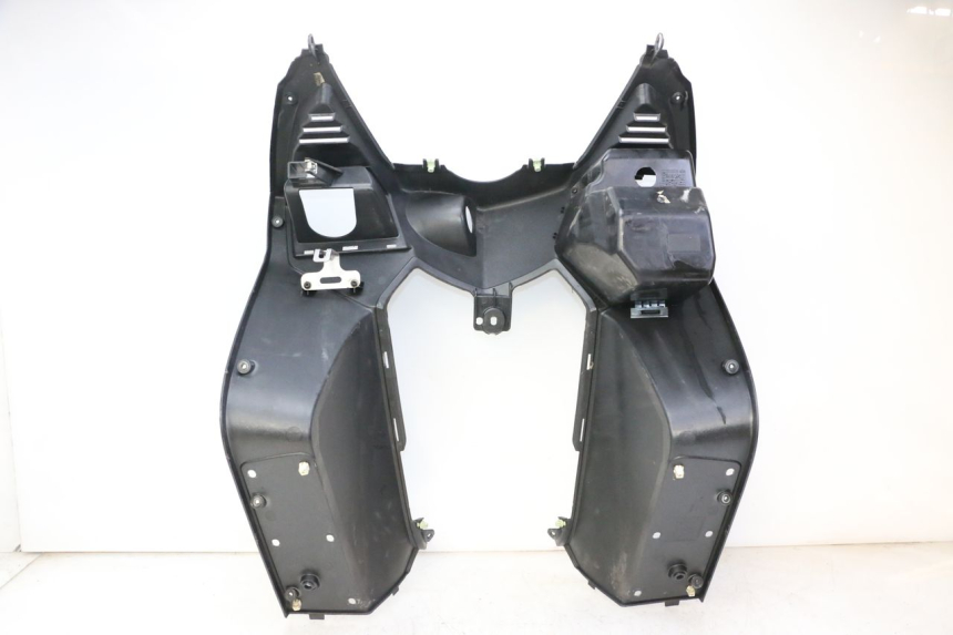 photo de INNER LEGSHIELD PEUGEOT SATELIS 125 (2013 - 2018)