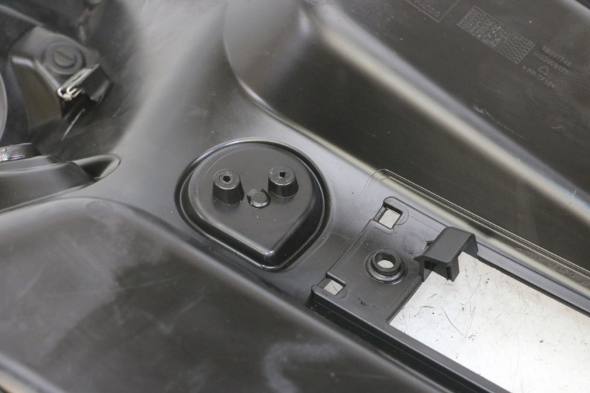 photo de INNER LEGSHIELD APRILIA SR 2T 50 (2018 - 2022)