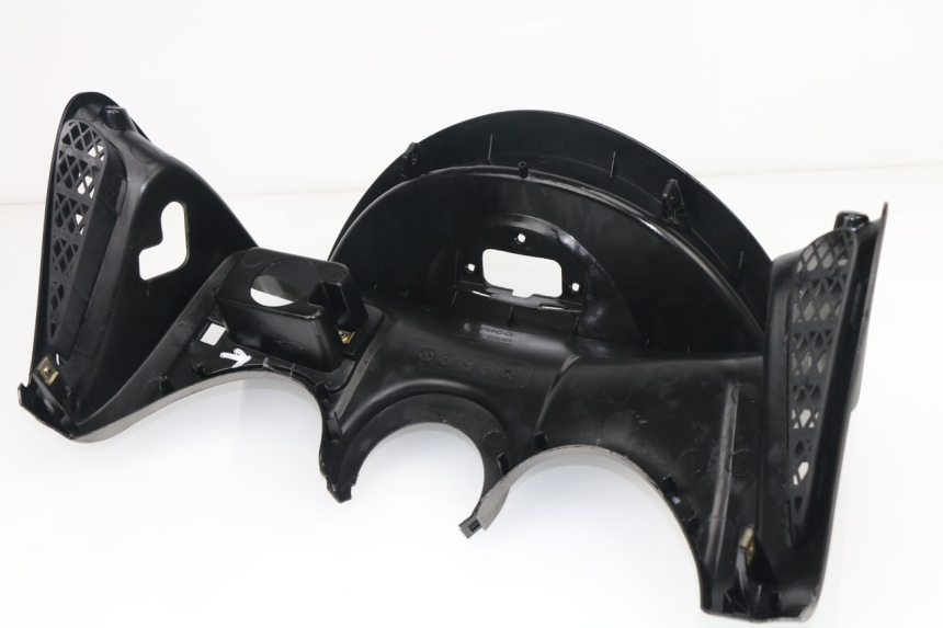 photo de INNER LEGSHIELD UPPER KYMCO GRAND DINK 125 (2002 - 2007)
