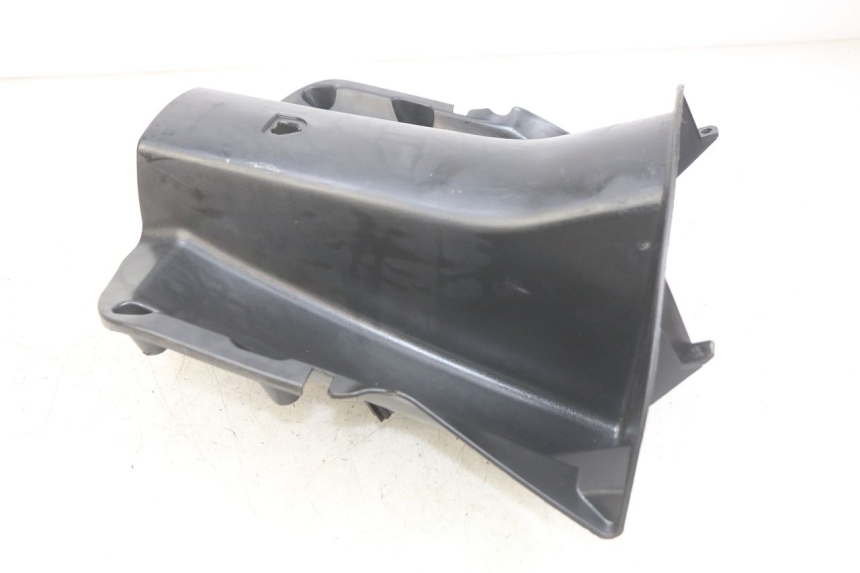 photo de UPPER INNER FAIRING PEUGEOT V-CLIC VCLIC 50 (2007 - 2013)