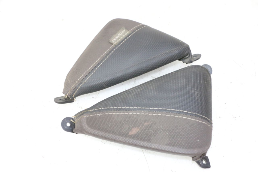 photo de INNER LEGSHIELD UPPER YAMAHA X-MAX XMAX 125 (2010 - 2014)