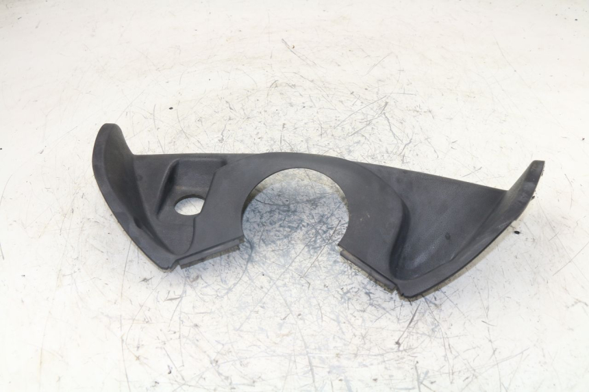 photo de INNER LEGSHIELD UPPER YAMAHA YP MAJESTY 125 (1998 - 2001)