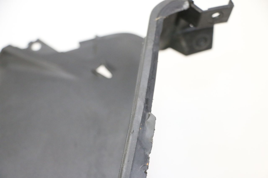 photo de INNER FAIRING YAMAHA X-MAX XMAX 125 (2010 - 2014) - Spare part profile view