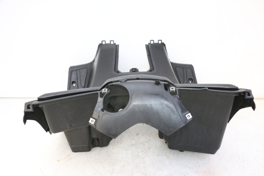 photo de INNER FAIRING YAMAHA X-MAX XMAX 125 (2010 - 2014) - High-resolution close-up