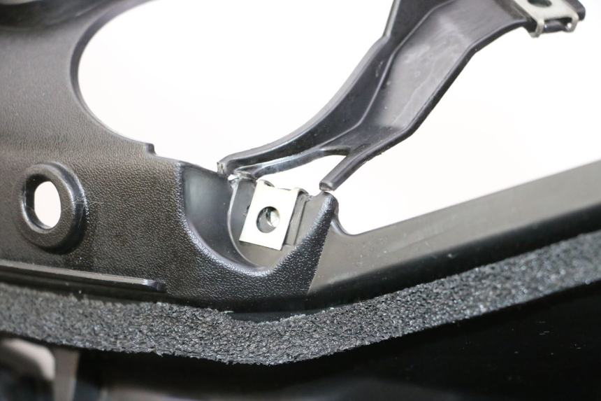 photo de INNER FAIRING YAMAHA X-MAX XMAX 125 (2010 - 2014) - Technical close-up
