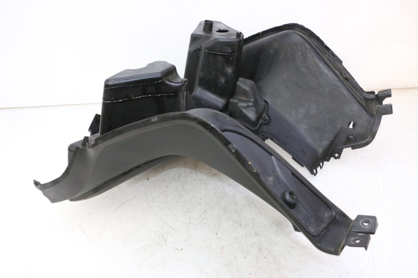 photo de INNER FAIRING YAMAHA X-MAX XMAX 125 (2010 - 2014) - Surface and material condition