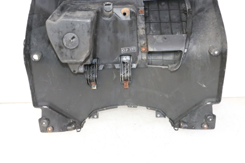 photo de INNER APRON YAMAHA X-MAX XMAX 250 (2006 - 2009)