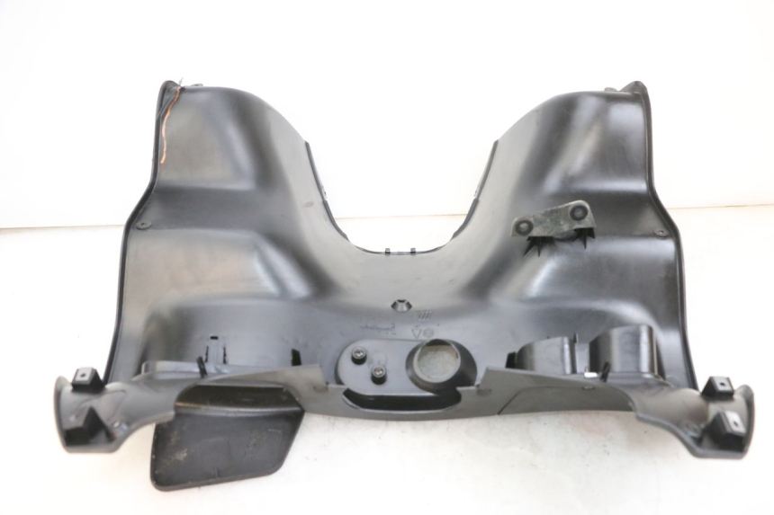 photo de INNER LEGSHIELD PIAGGIO XEVO - X EVO 125 (2007 - 2016) - Additional view of the item