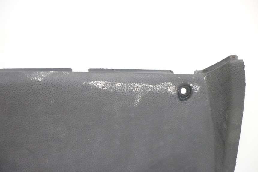 photo de INNER APRON YAMAHA YP MAJESTY 125 (1998 - 2001)