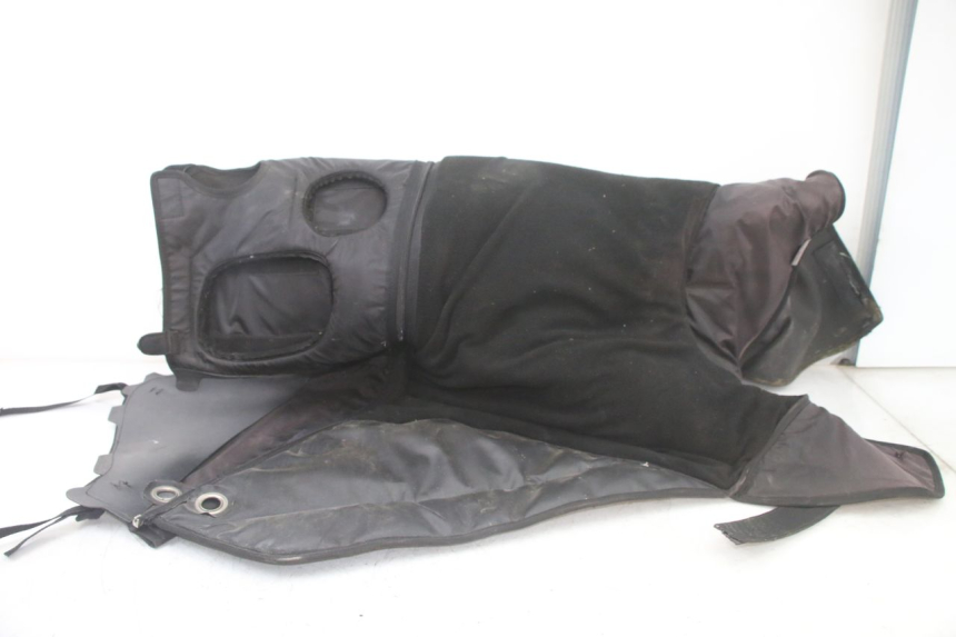 photo de LEG COVER SUZUKI BURGMAN 125 (2018 - 2021) - Component zoom