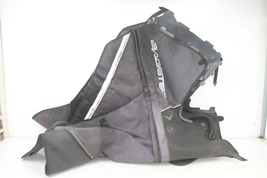 photo de LEG COVER SUZUKI BURGMAN 125 (2018 - 2021) - Markings and original references