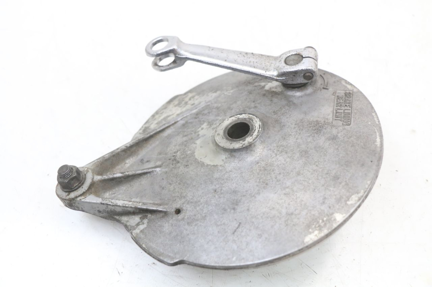 photo de REAR BRAKE DRUM SUZUKI GSX E 250 (1982 - 1983)