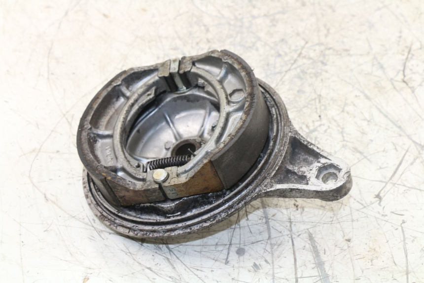 photo de REAR BRAKE DRUM SUZUKI GN 125 (1997 - 2000)