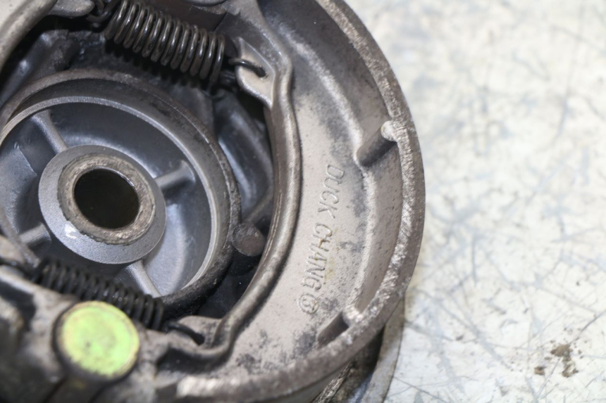 photo de REAR BRAKE DRUM DAELIM VT 125 (1998 - 2003)