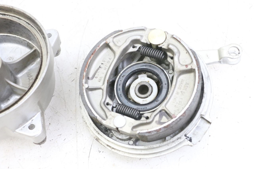 photo de FRONT DRUM HONDA SCV LEAD 100 (2003 - 2007)