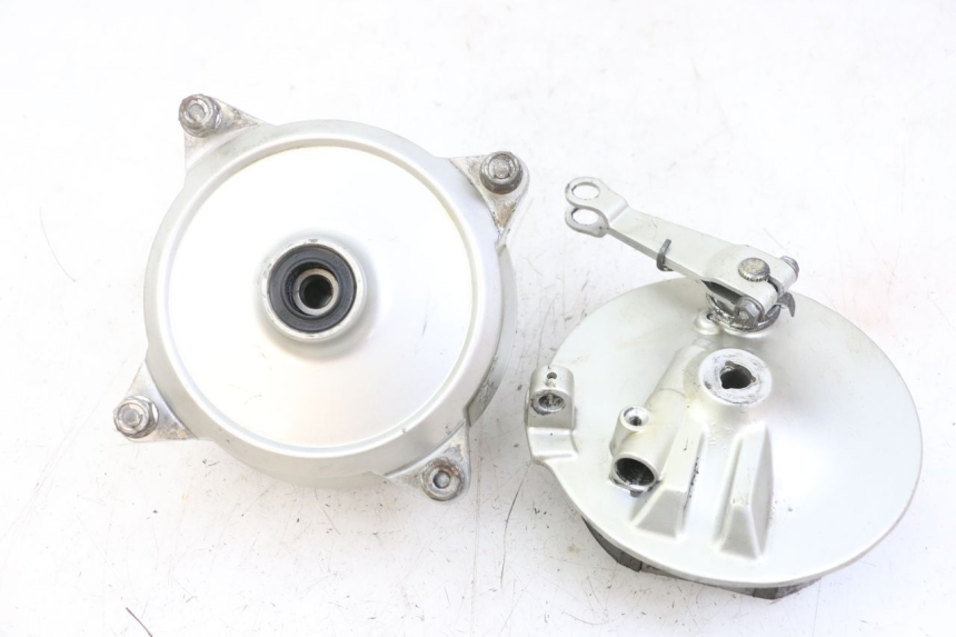 photo de FRONT DRUM HONDA SCV LEAD 100 (2003 - 2007)