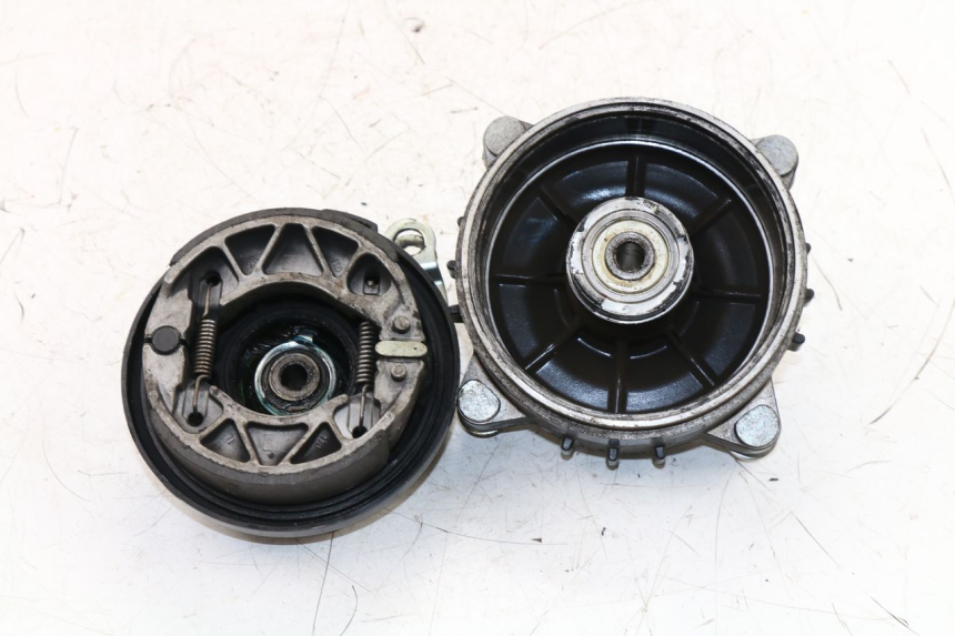 photo de FRONT BRAKE DRUM MBK OVETTO ONE 2T 50 (2013 - 2017)