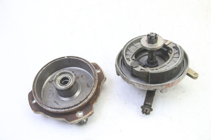 photo de FRONT BRAKE DRUM HYTRACK S 150 (2003 - 2011)