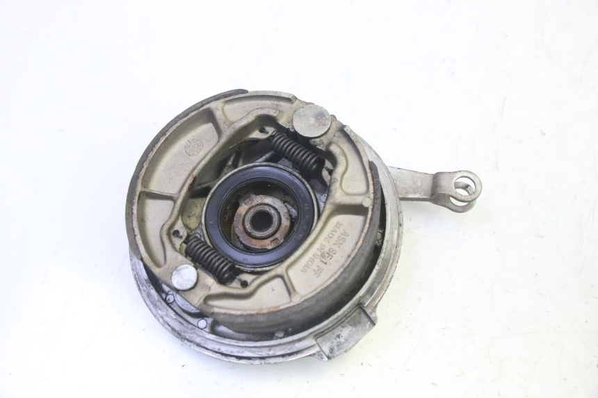 photo de FRONT DRUM HONDA SCV LEAD 100 (2003 - 2007)