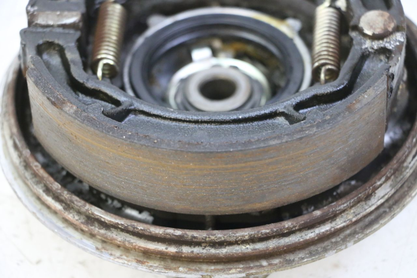 photo de FRONT BRAKE DRUM YAMAHA SR 125 (1982 - 2003)