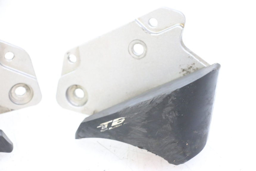 photo de ENGINE SLIDER YAMAHA XJ6 ABS 600 (2008 - 2016)