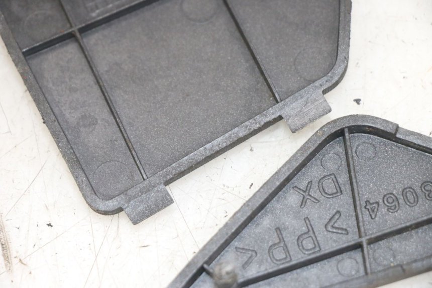 photo de FOOTBOARD MAT APRILIA SR 2T 50 (2012 - 2017)