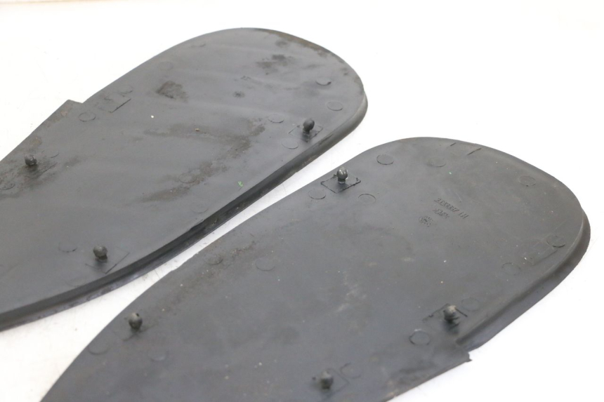 photo de FLOOR PANEL RUBBER BMW C1 125 (2000 - 2003)