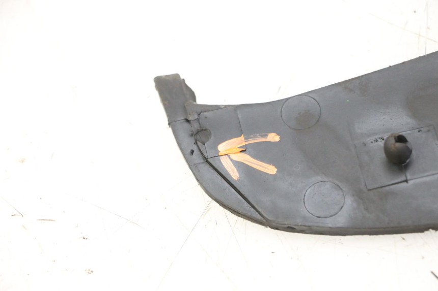 photo de FLOOR PANEL RUBBER BMW C1 125 (2000 - 2003)