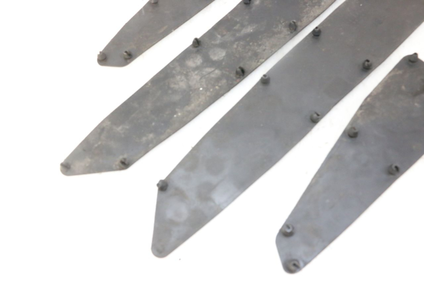 photo de FOOTBOARD MAT KYMCO DINK STREET 125 (2009 - 2014)