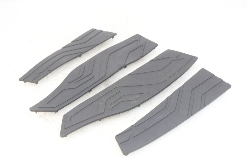 photo de FOOTBOARD MAT KYMCO DOWNTOWN ABS 125 (2015 - 2017)