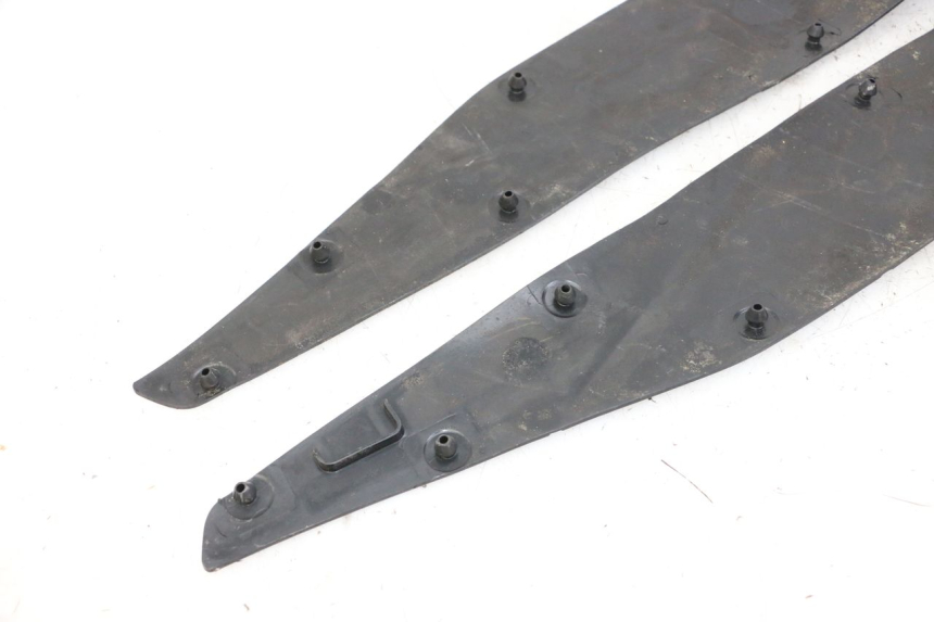 photo de FLOOR PANEL RUBBER HONDA FORZA ABS 300 (2013 - 2019)